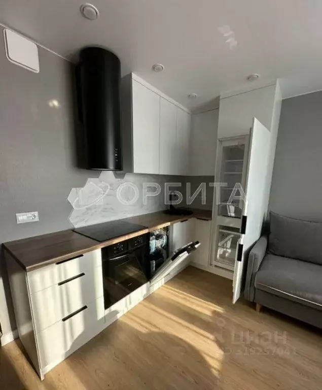 2-к кв. Тюменская область, Тюмень ул. Новоселов, 113 (50.8 м) - Фото 1