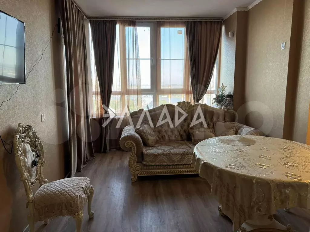 2-к. квартира, 73 м, 5/6 эт. - Фото 0
