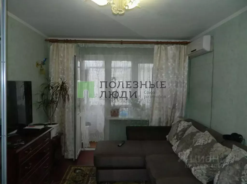 2-к кв. Краснодарский край, Новороссийск Днестровская ул., 4 (44.0 м) - Фото 0