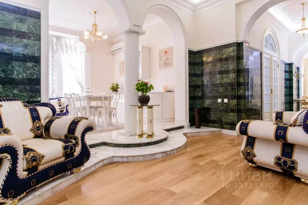 5-к кв. Москва Кутузовский просп., 18 (190.0 м) - Фото 1