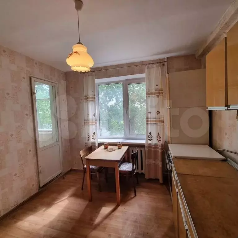 2-к. квартира, 50м, 2/5эт. - Фото 1