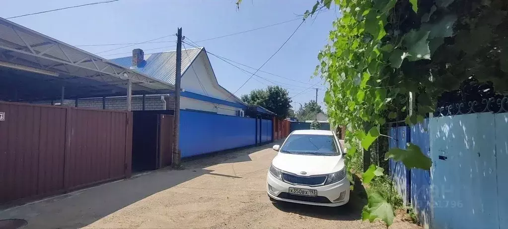 Дом в Краснодарский край, Армавир ул. Халтурина (50 м) - Фото 1