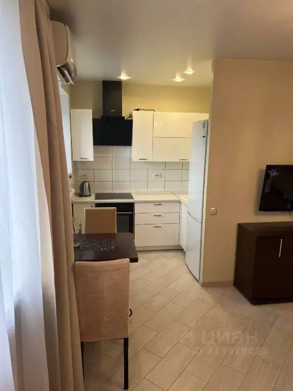 Студия Красноярский край, Красноярск ул. Дубровинского, 104 (36.0 м) - Фото 1