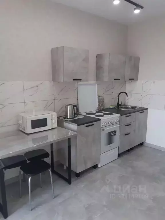1-к кв. Хакасия, Абакан ул. Генерала Тихонова, 8 (46.0 м) - Фото 1