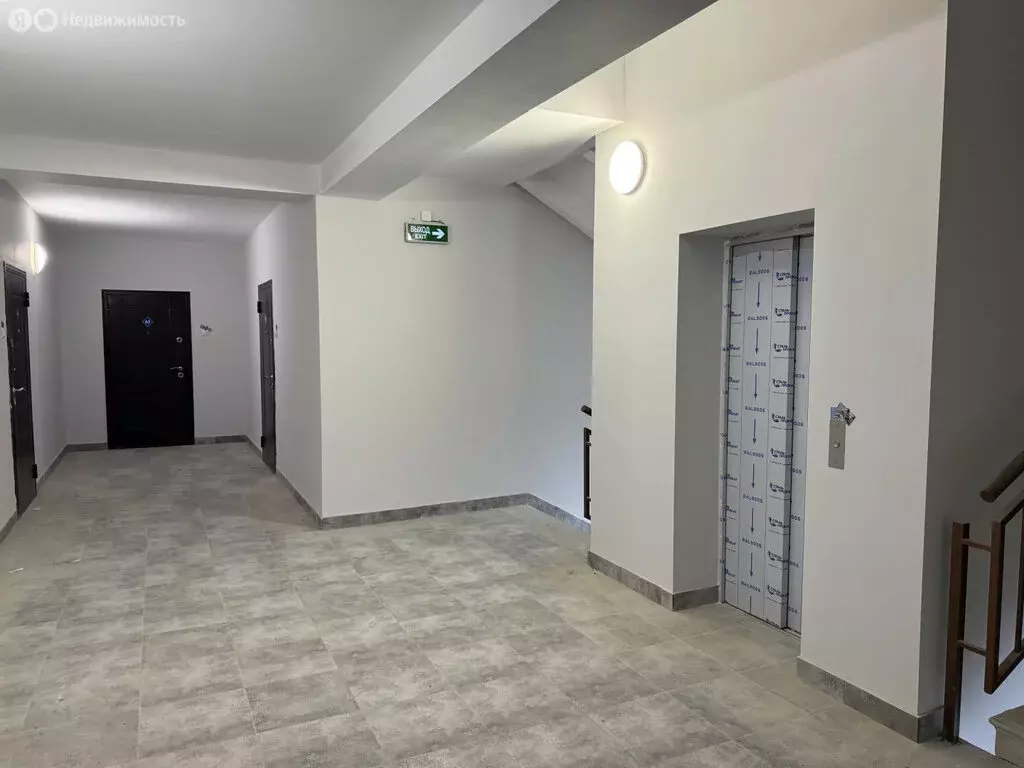 3-комнатная квартира: Владикавказ, улица Хадарцева, 41 (134 м) - Фото 2