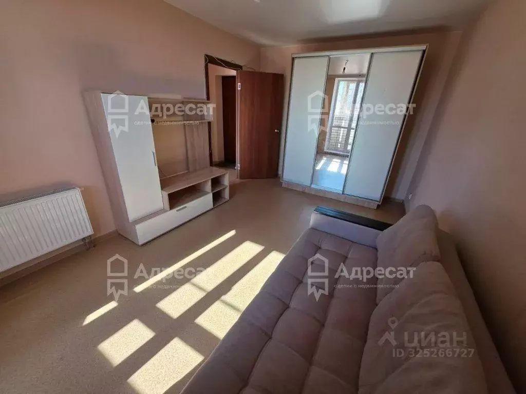 1-к кв. Волгоградская область, Волгоград ул. Имени Старшего Лейтенанта ... - Фото 1