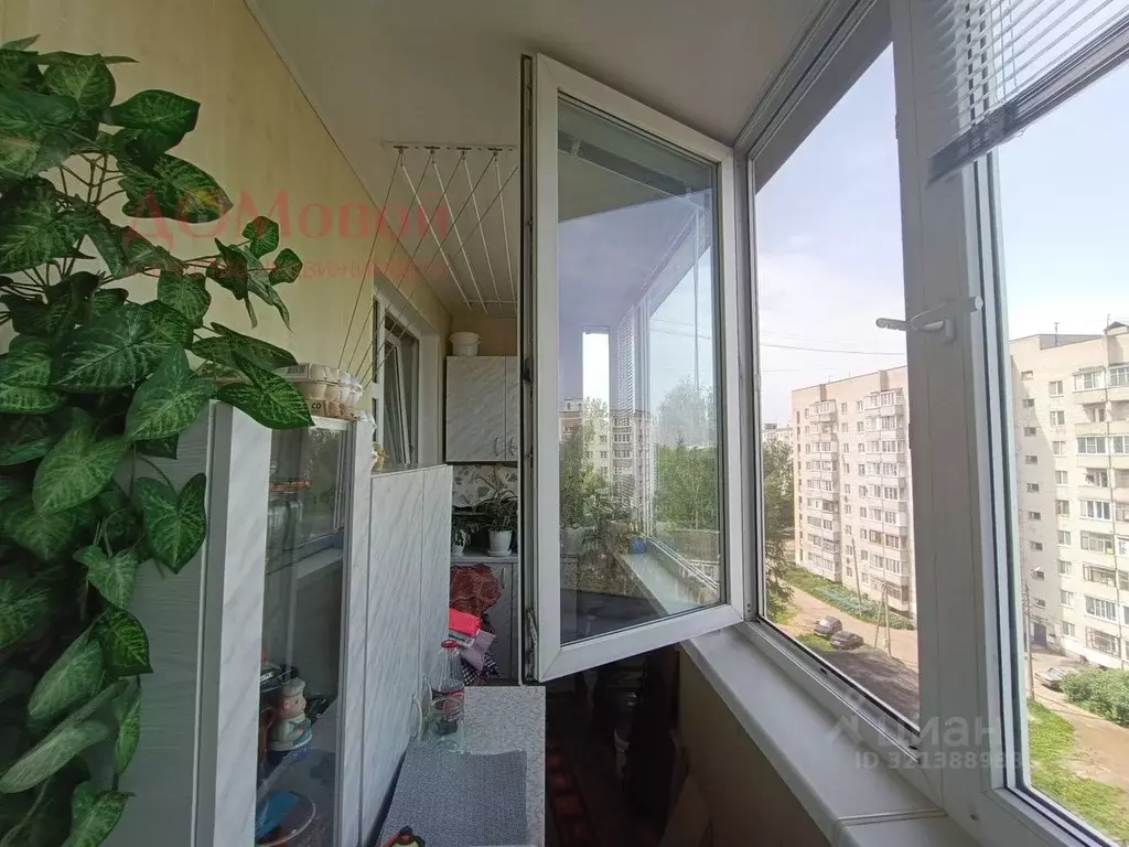 3-к кв. Смоленская область, Смоленск просп. Строителей, 5 (71.1 м) - Фото 1