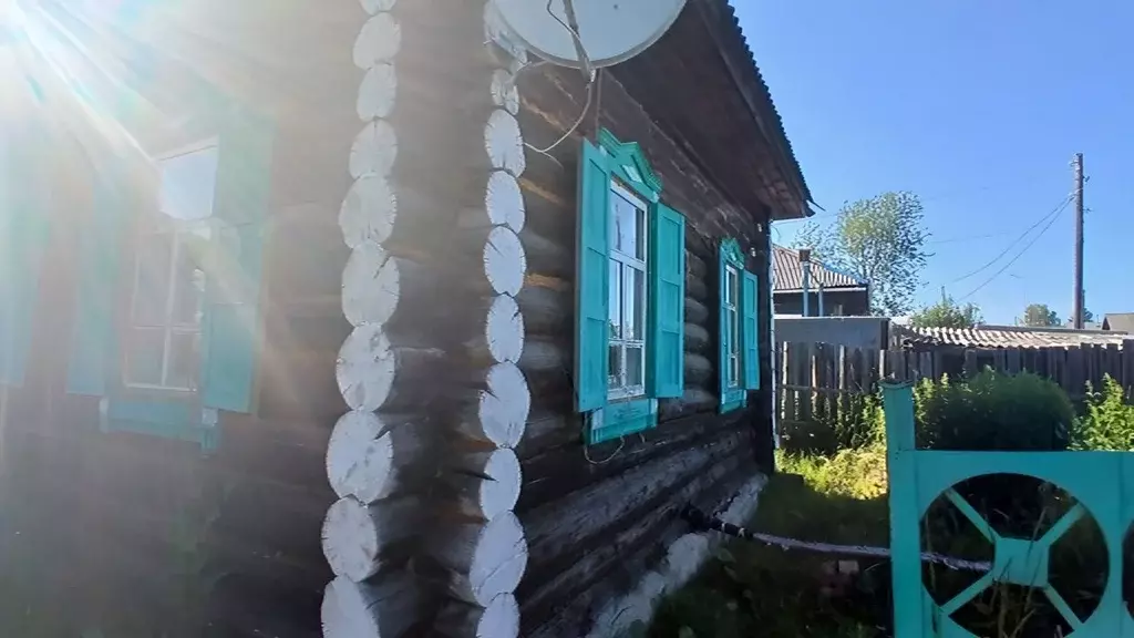Дом в Свердловская область, Волчанск ул. Труда, 23 (39 м) - Фото 0