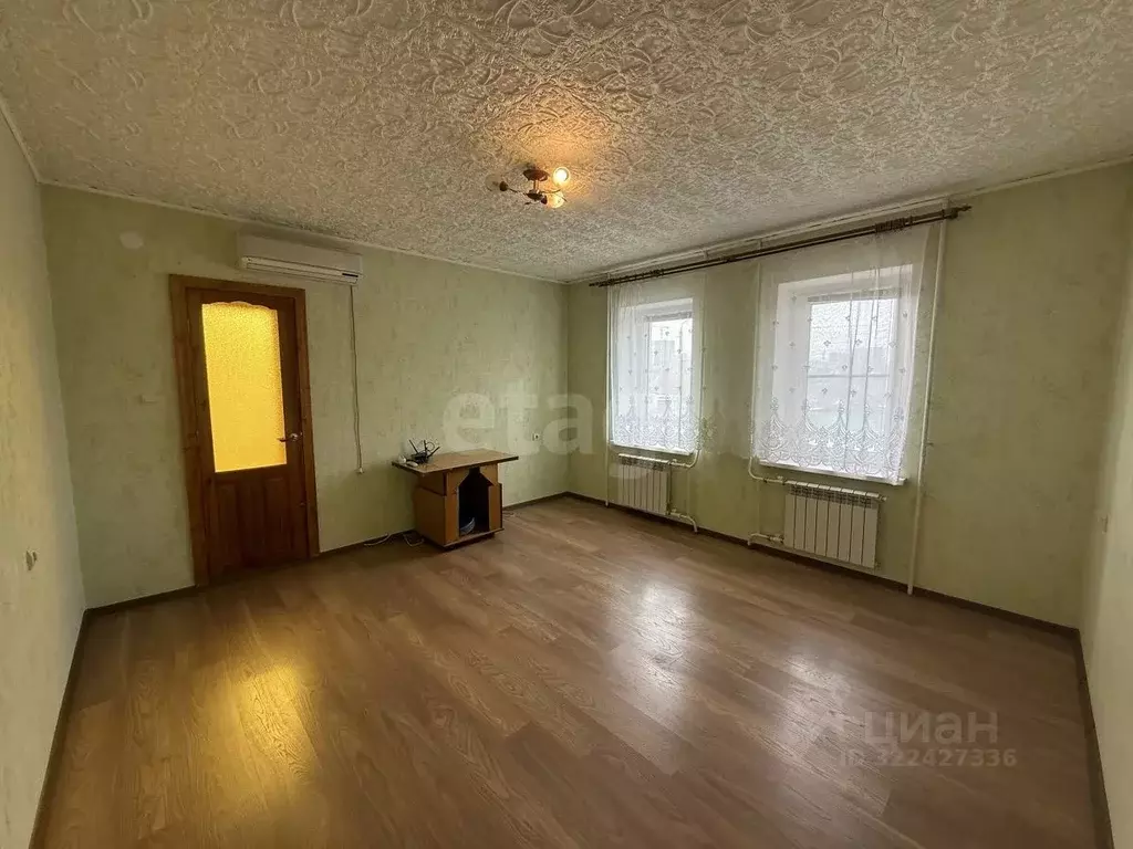 3-к кв. Астраханская область, Астрахань Кубанская ул., 17к2 (77.9 м) - Фото 1