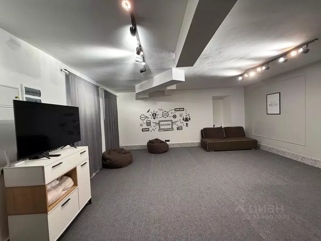 Помещение свободного назначения в Санкт-Петербург наб. Крюкова Канала, ... - Фото 1