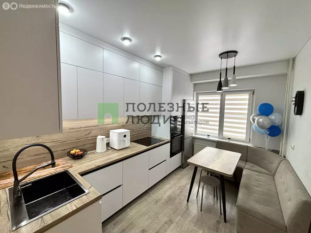 2-комнатная квартира: Ижевск, улица Героя России Ильфата Закирова, 30 ... - Фото 1