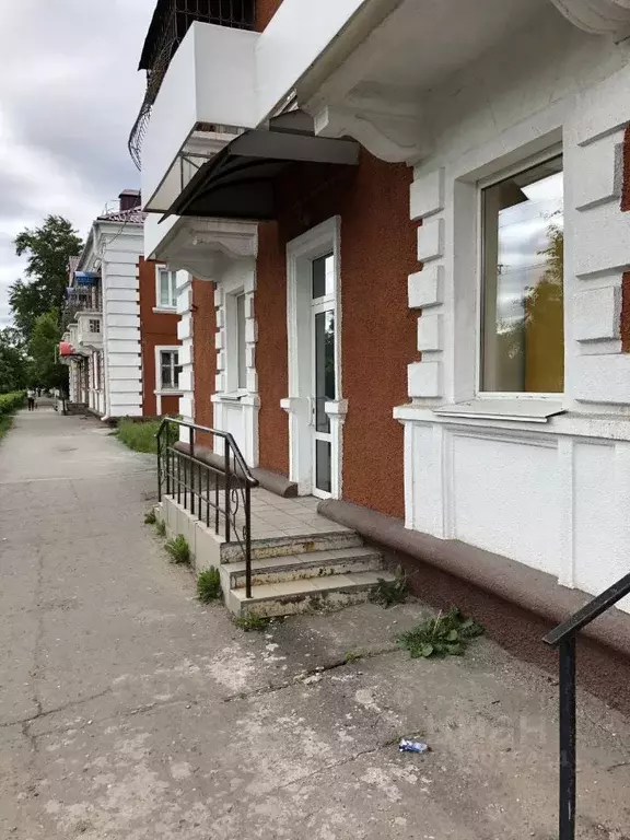 Помещение свободного назначения в Омская область, Омск ул. Богдана ... - Фото 1