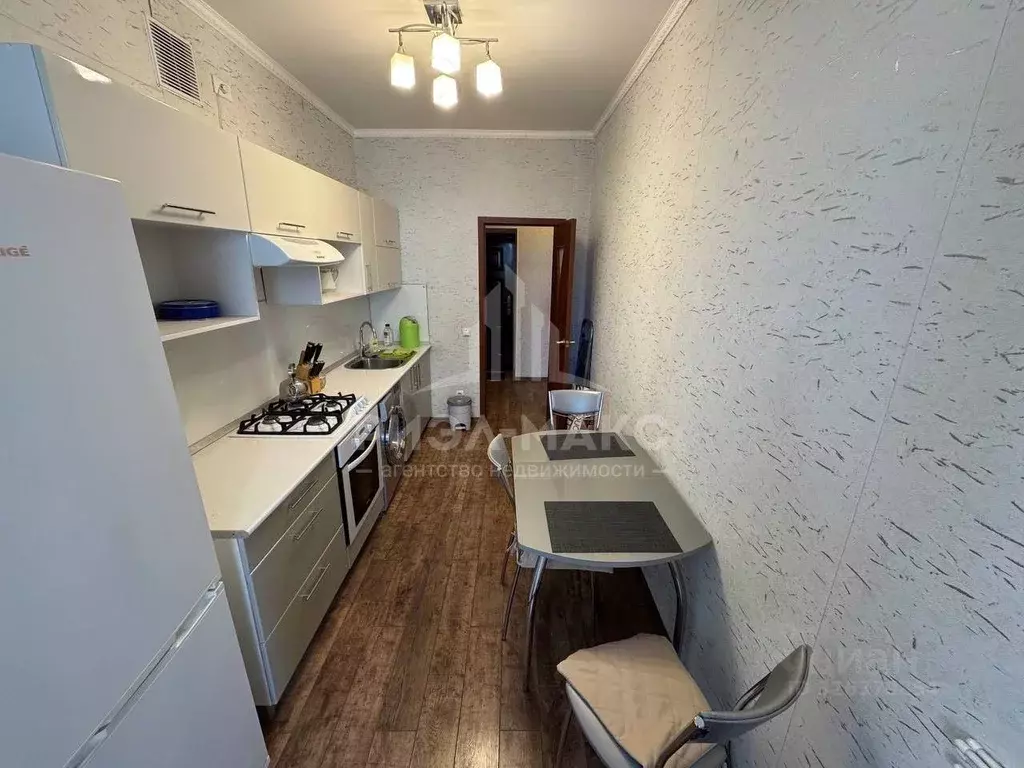 1-к кв. Брянская область, Брянск ул. Медведева, 56 (35.2 м) - Фото 2