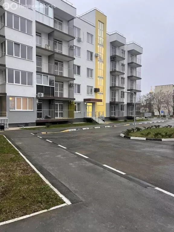 2-комнатная квартира: село Фрунзе, улица Мира, 27А (64 м) - Фото 0