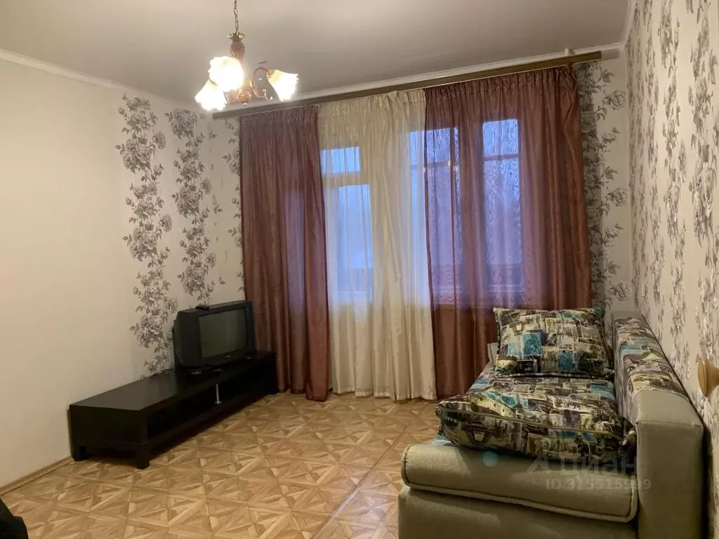 1-к кв. Татарстан, Нижнекамск просп. Вахитова, 19А (30.0 м) - Фото 0