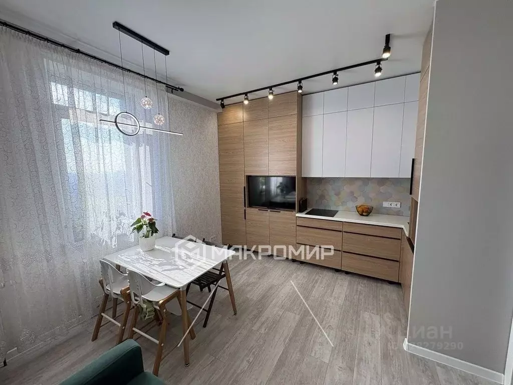 2-к кв. Кировская область, Киров ул. Монтажников, 19 (59.8 м) - Фото 1