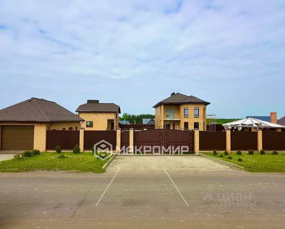 Дом в Орловская область, Орловский район, пос. Надежда ул. Саханская ... - Фото 1