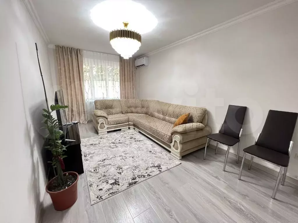 3-к. квартира, 65 м, 1/5 эт. - Фото 0