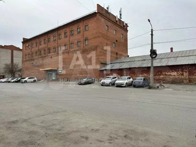 Помещение свободного назначения 1800 кв.м - Фото 0