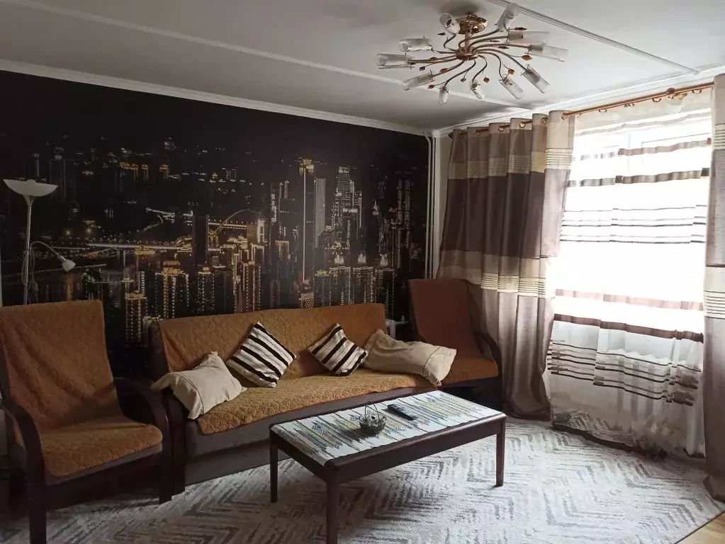2-к кв. Калининградская область, Калининград ул. Чекистов, 36 (57.0 м) - Фото 0
