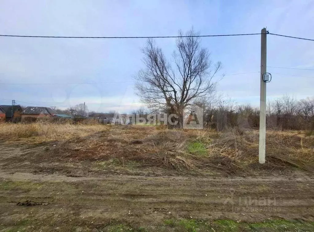 Участок в Краснодарский край, Усть-Лабинск проезд Александра Невского ... - Фото 2