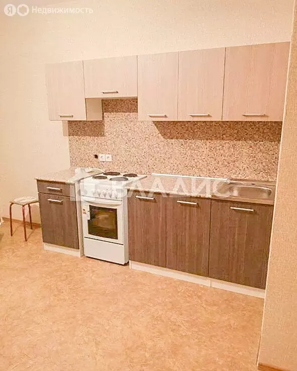 3-комнатная квартира: Ивантеевка, улица Дзержинского, 8к1 (79.5 м) - Фото 0