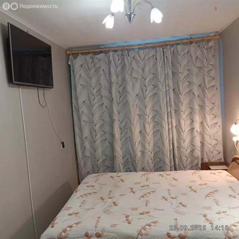 3-комнатная квартира: Заполярный, улица Бабикова, 11 (60 м) - Фото 0