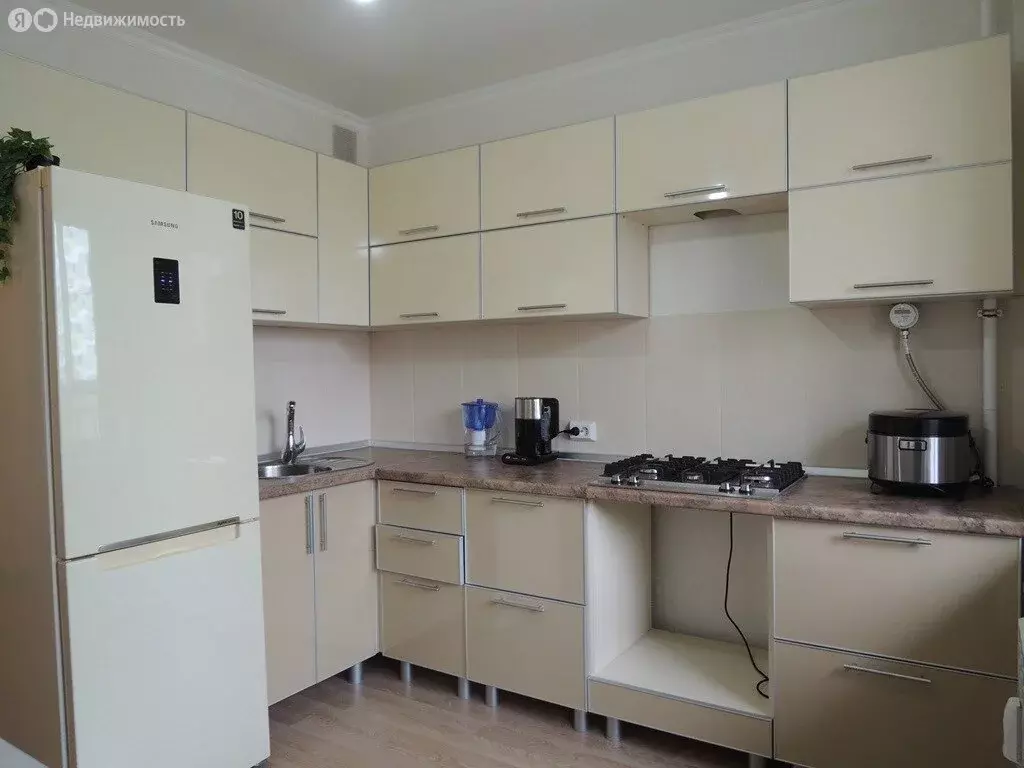 2-комнатная квартира: Чебоксары, улица П.В. Дементьева, 9 (62 м) - Фото 1