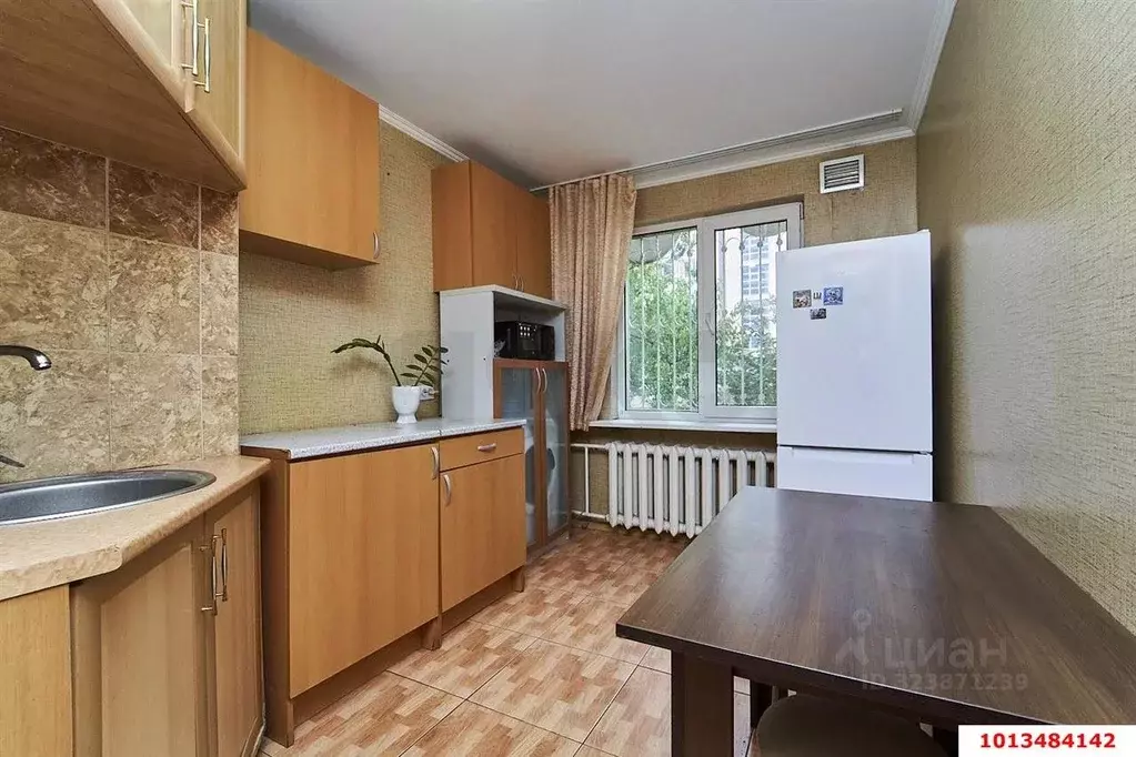 1-к кв. Краснодарский край, Краснодар Школьный мкр, ул. Школьная (50.0 ... - Фото 1