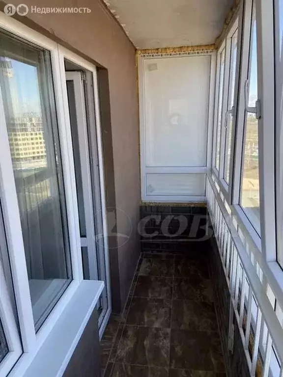 Квартира-студия: Тюмень, улица Новосёлов, 107к2 (30 м) - Фото 1