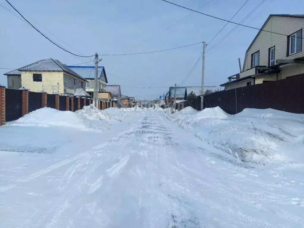 Участок в Новосибирская область, Новосибирск 6-й Порт-Артурский пер. ... - Фото 1