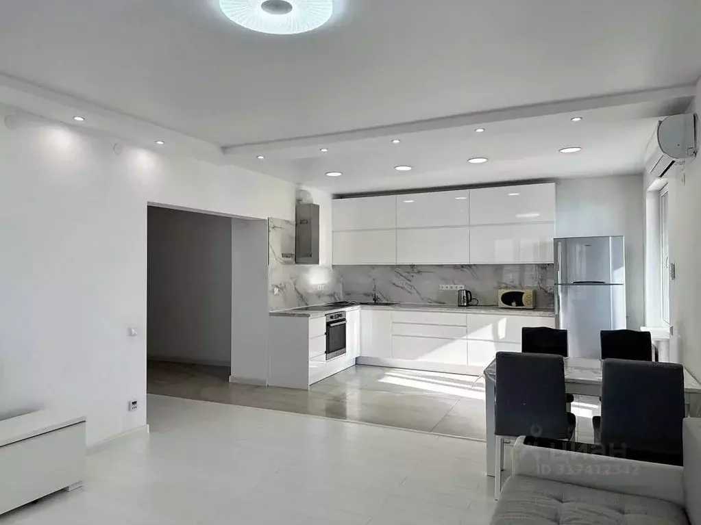 3-к кв. Татарстан, Казань ул. Сибгата Хакима, 40 (93.2 м) - Фото 1