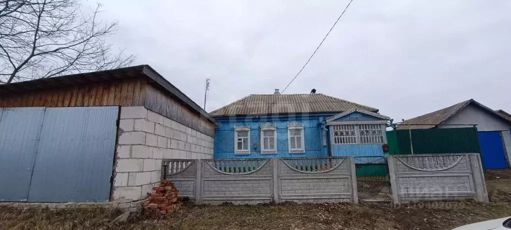 Дом в Воронежская область, Таловский район, Тишанское с/пос, с. ... - Фото 0
