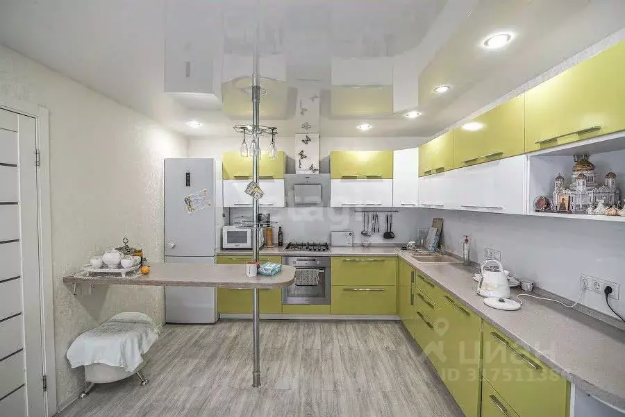 Дом в Сахалинская область, Южно-Сахалинск ул. 1-я Октябрьская (160 м) - Фото 1