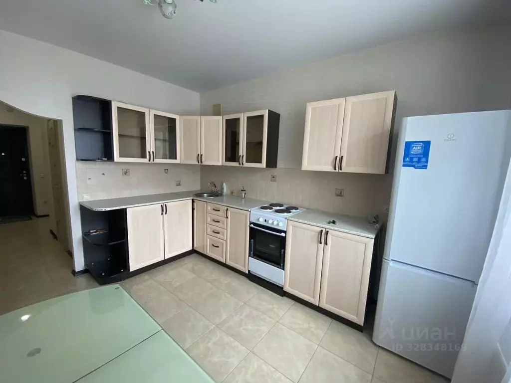 1-к кв. Волгоградская область, Волгоград ул. Пархоменко, 8 (40.0 м) - Фото 2