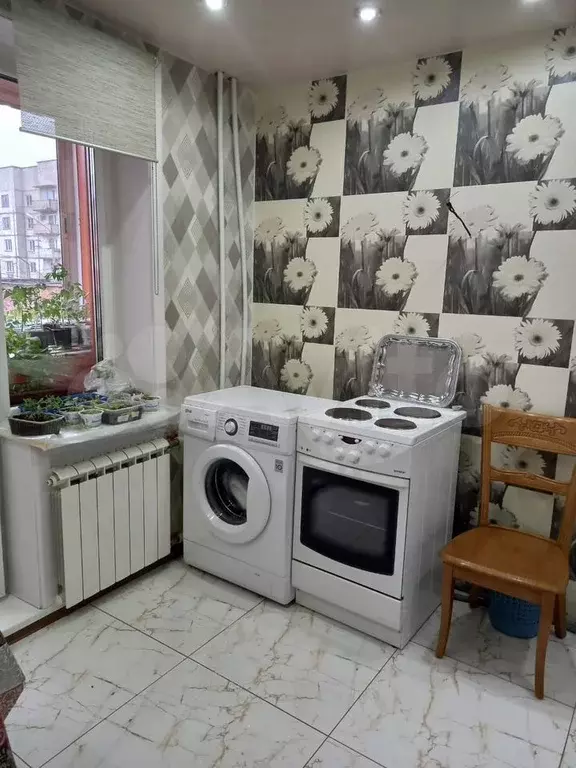 3-к. квартира, 65 м, 1/1 эт. - Фото 1