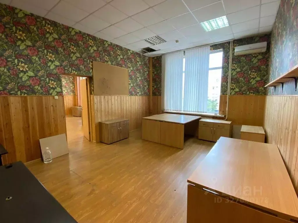 Офис в Краснодарский край, Краснодар Красная ул., 113 (62 м) - Фото 1