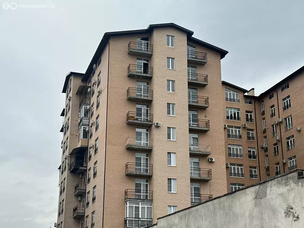 2-комнатная квартира: Владикавказ, проспект Доватора, 20В (65 м) - Фото 1