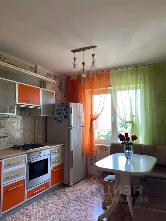 3-к кв. Омская область, Омск бул. Архитекторов, 3/8 (64.0 м) - Фото 2