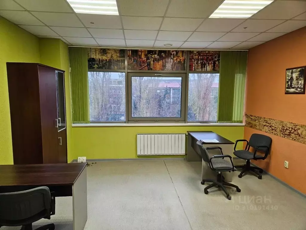 Офис в Саратовская область, Саратов ул. Имени Н.И. Вавилова, 38 (30 м) - Фото 2