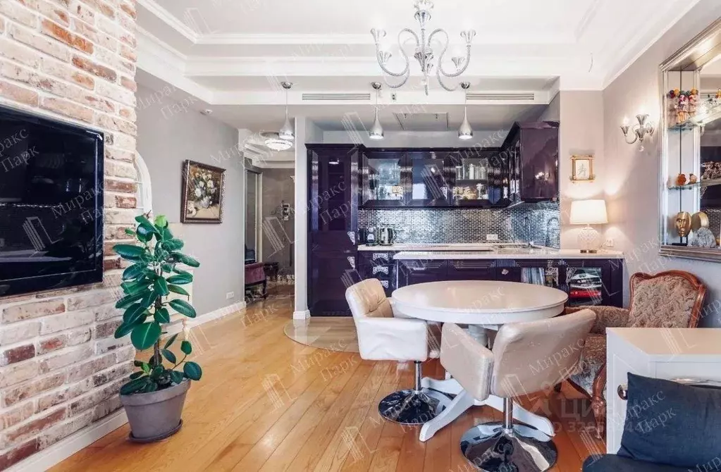 Квартира, 4 комнаты, 102 м - Фото 1