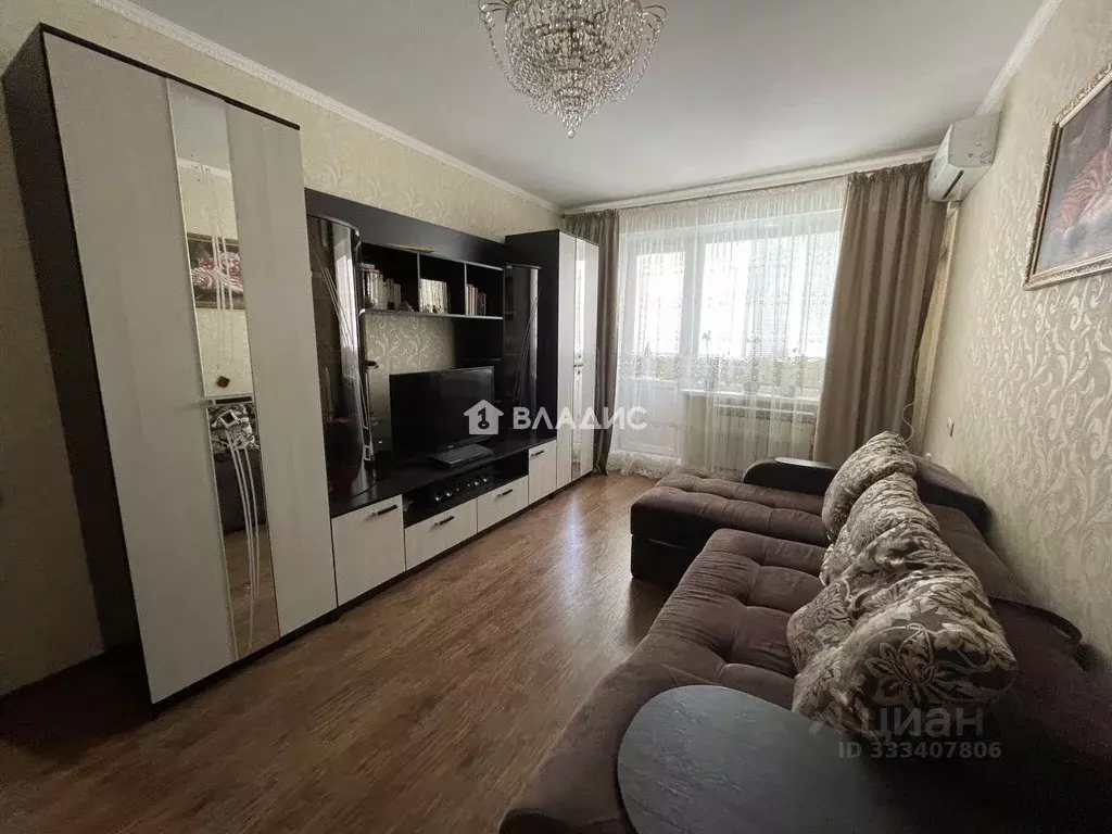 3-к кв. Белгородская область, Белгород ул. Королева, 6 (72.1 м) - Фото 1