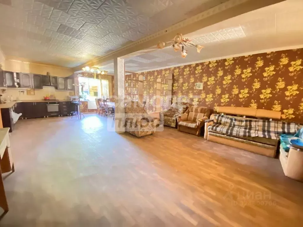 Дом в Краснодарский край, Тимашевск Советская ул., 378 (220 м) - Фото 1