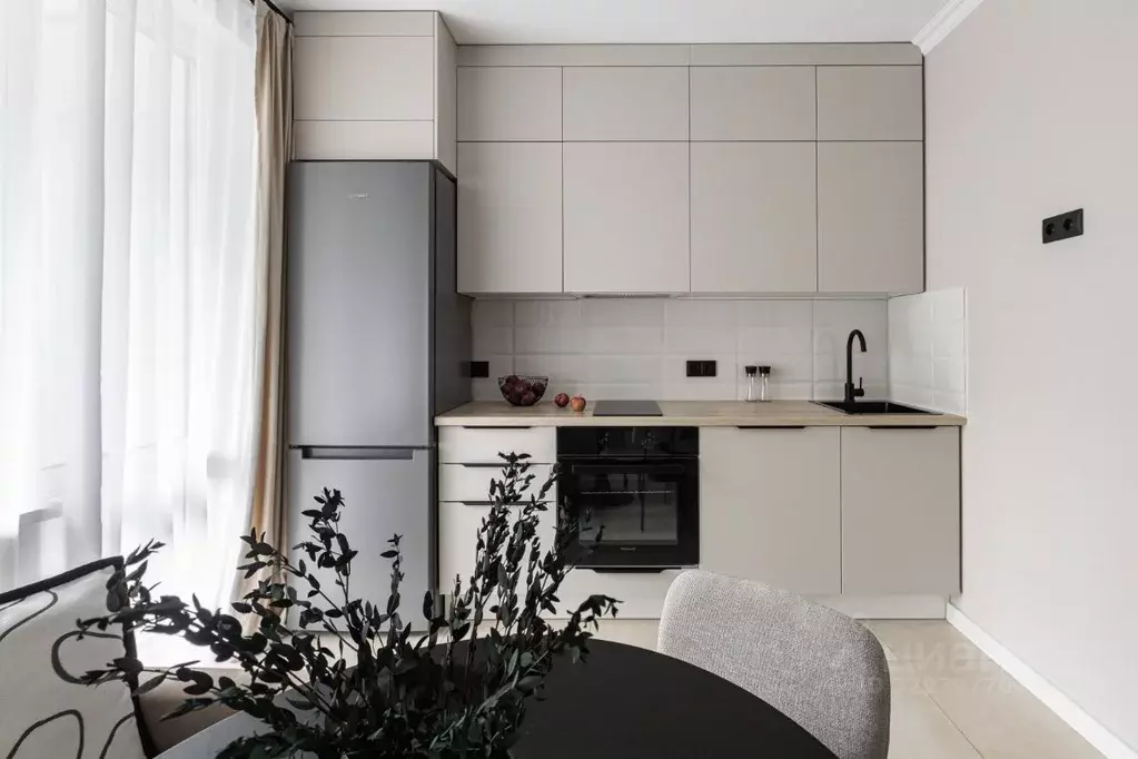 2-к кв. Москва ул. Светланова, 11к1 (65.7 м) - Фото 1