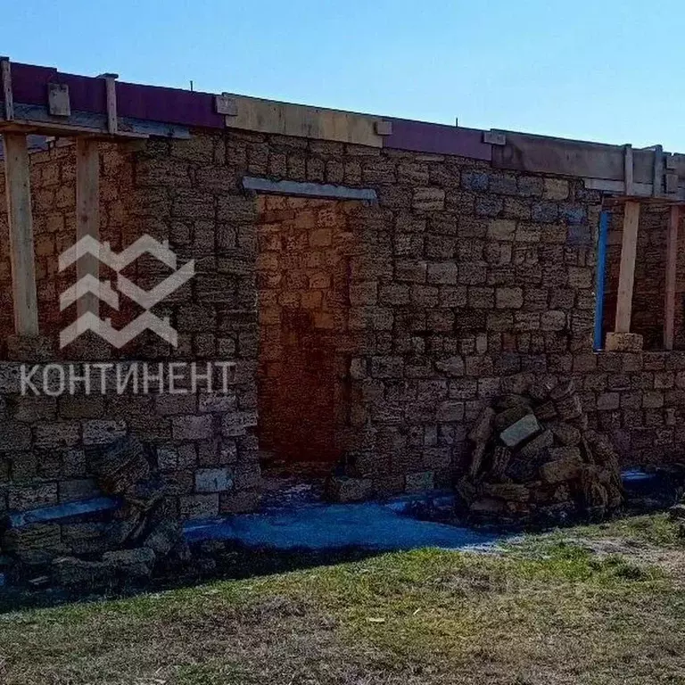 Участок в Крым, Сакский район, с. Суворовское ул. Суворовская, 15 (7.0 ... - Фото 0