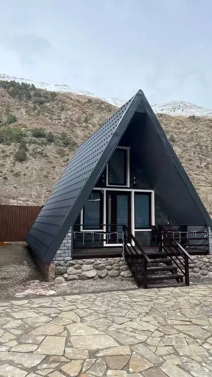 Дом в Кабардино-Балкария, Эльбрусский район, с. Тегенекли ул. ... - Фото 1