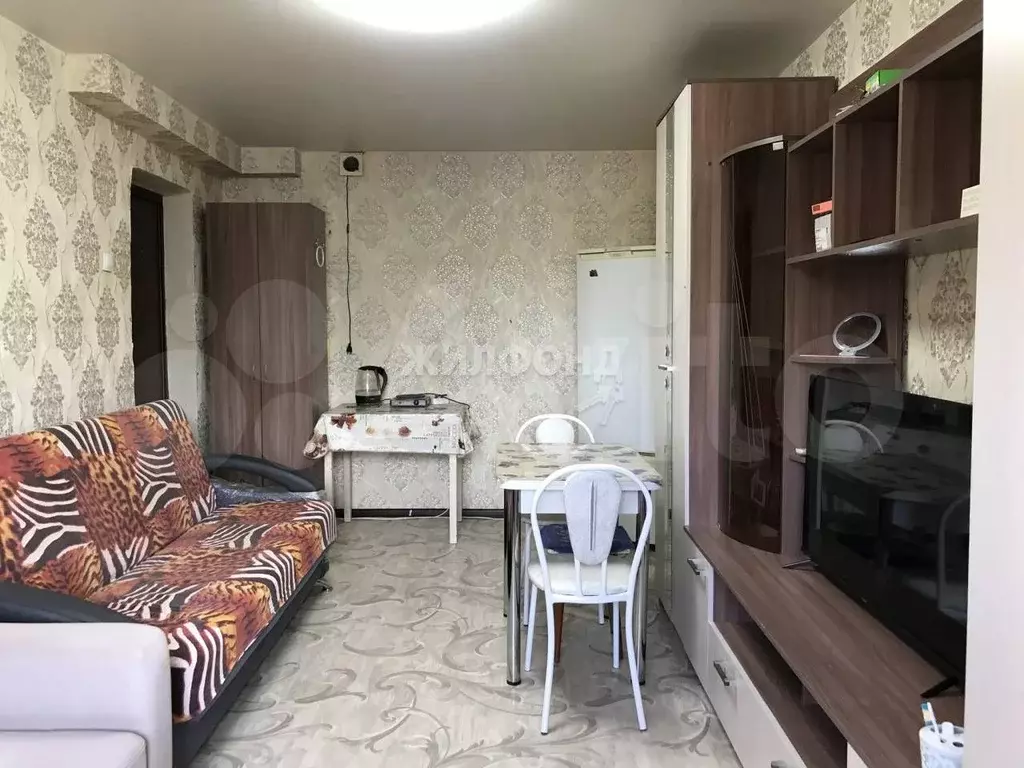 Комната 17 м в 4-к., 4/9 эт. - Фото 1