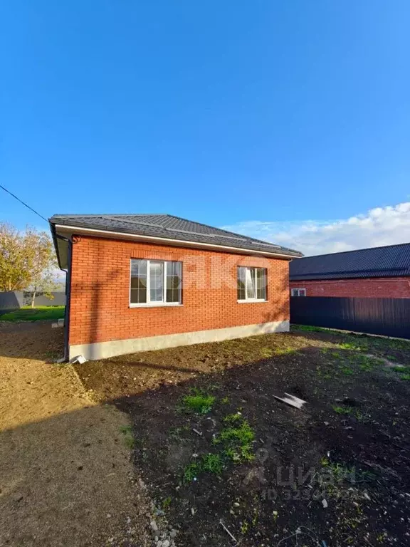 Дом в Краснодарский край, Кореновский район, Платнировское с/пос, ... - Фото 1