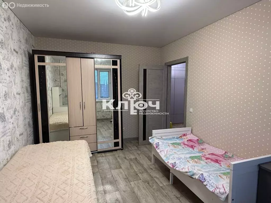 3-комнатная квартира: Стерлитамак, Крымская улица, 26 (68 м) - Фото 1