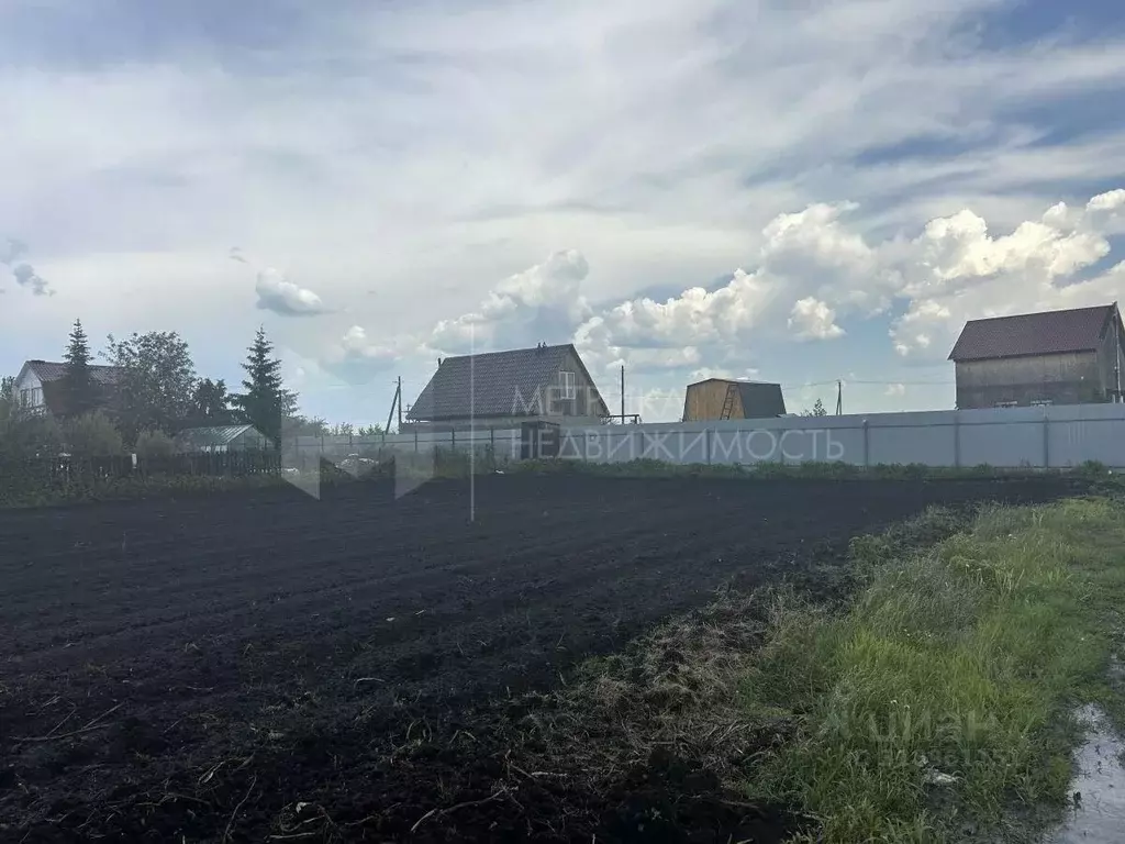 Участок в Тюменская область, Тюмень Салют СНТ, ул. Яблоневая, 22 (6.54 ... - Фото 1